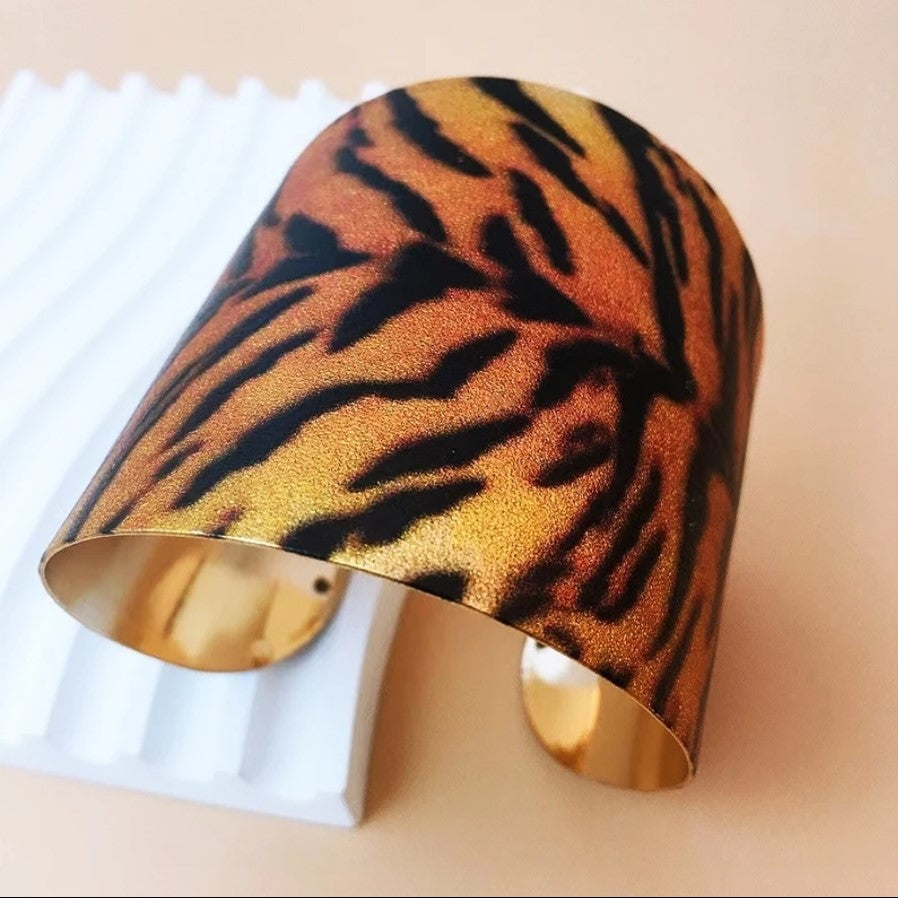 Tiger Cuff